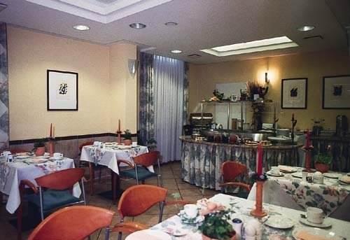 Hotel Mado Cologne Exterior photo