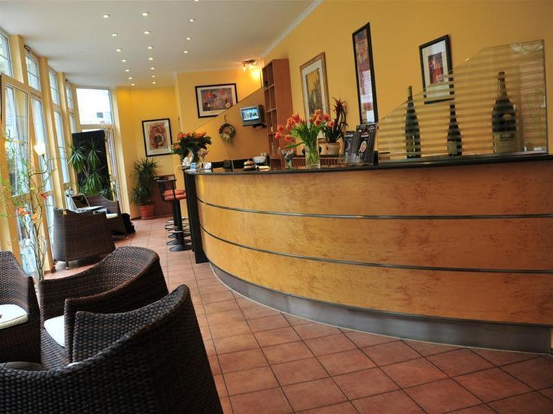 Hotel Mado Cologne Exterior photo